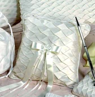 Silk Basket Weave Ring Pillow